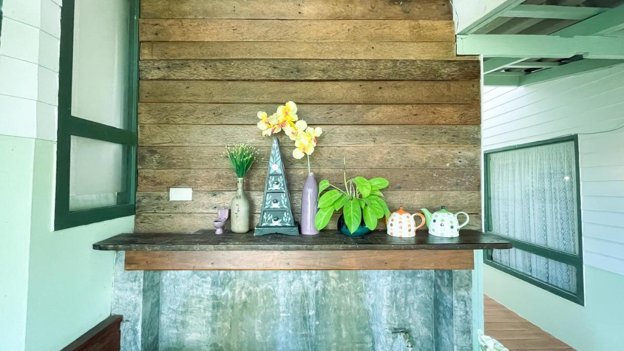 Rimsira Villa Chumphon Exteriör bild