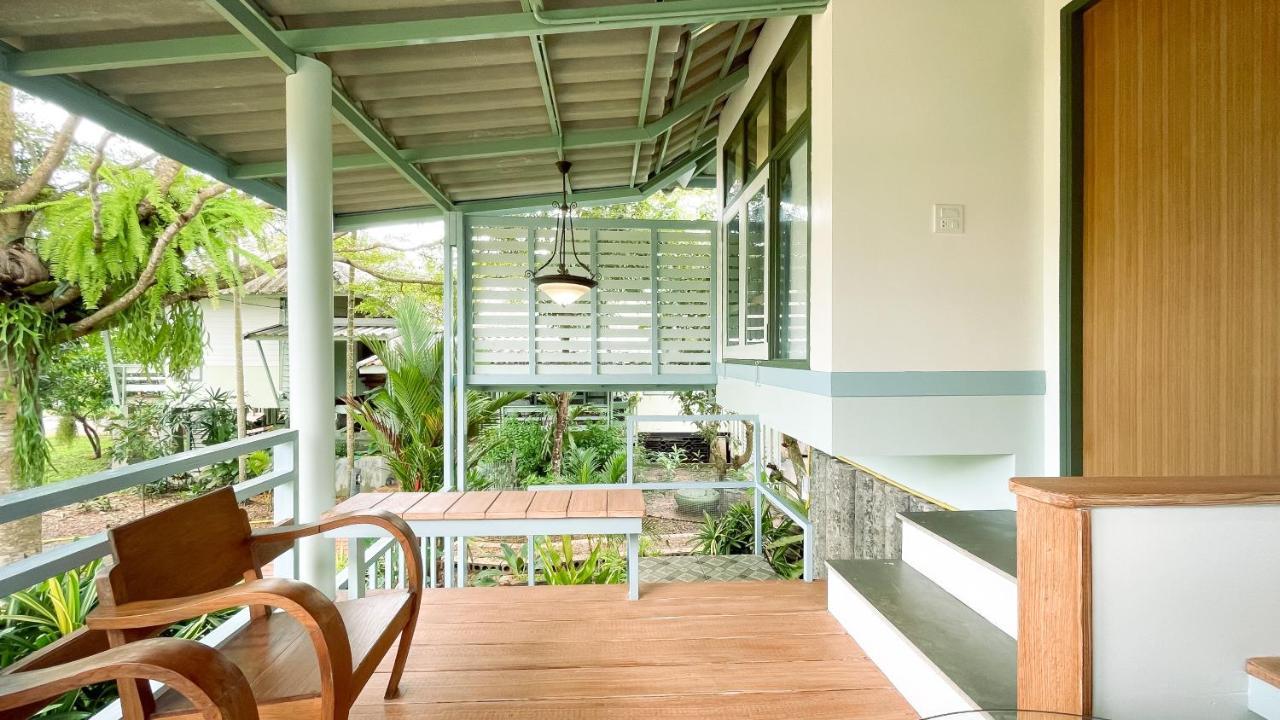 Rimsira Villa Chumphon Exteriör bild