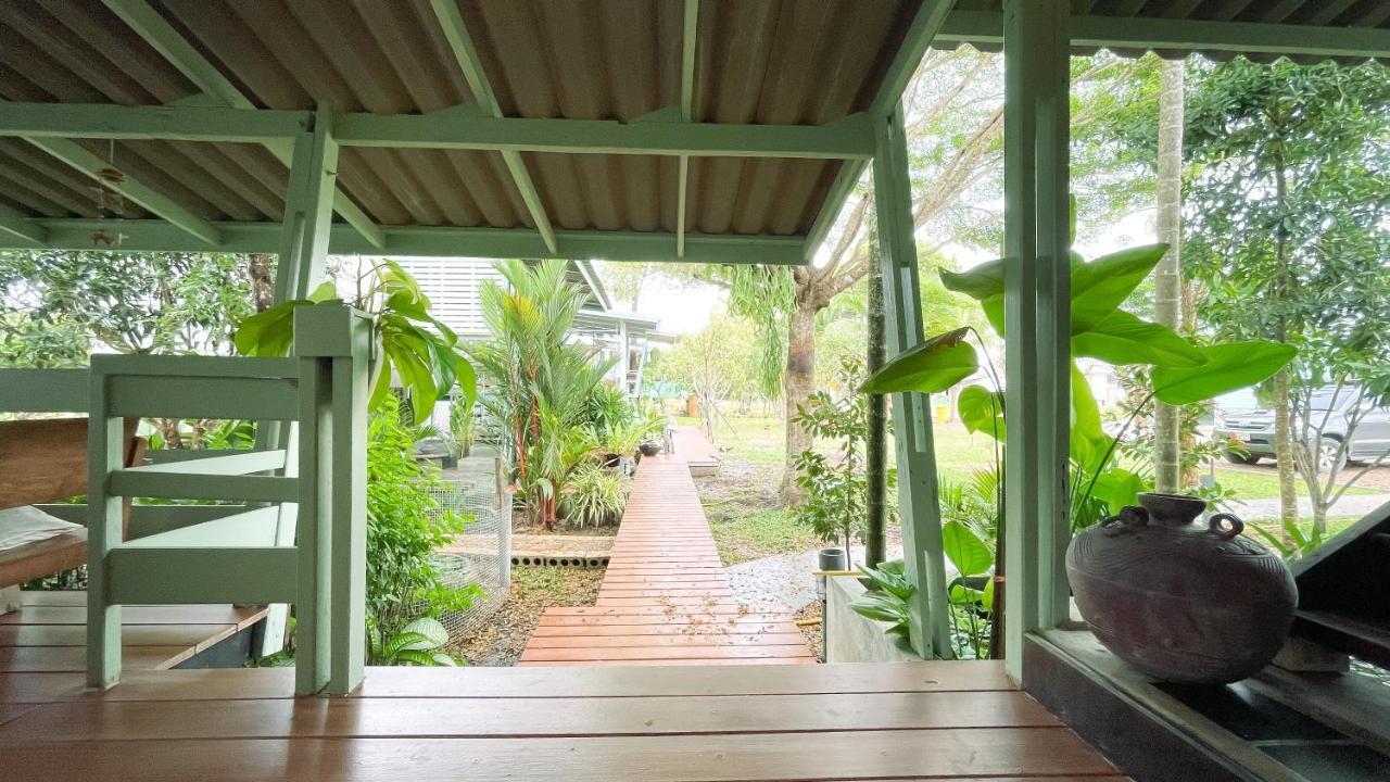 Rimsira Villa Chumphon Exteriör bild