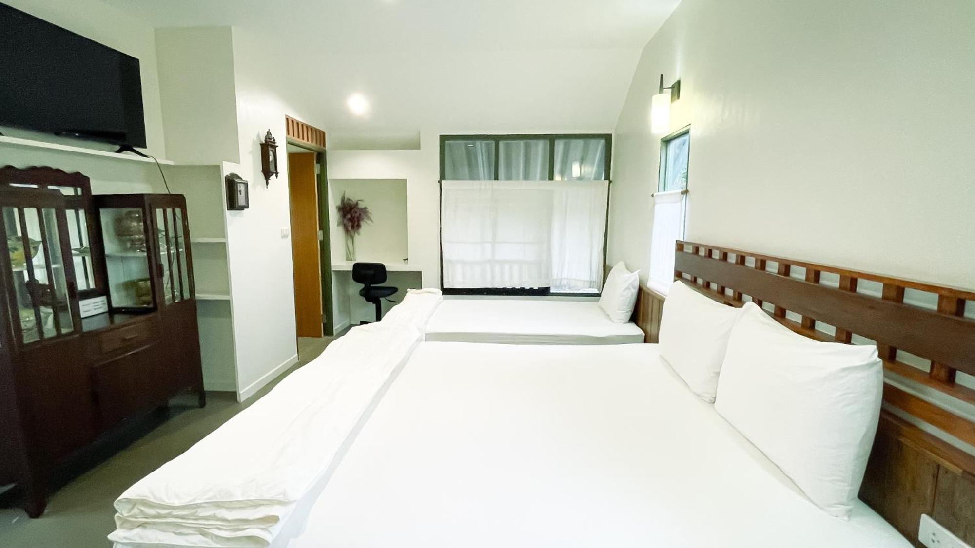 Rimsira Villa Chumphon Exteriör bild