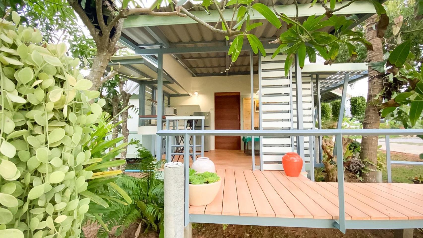 Rimsira Villa Chumphon Exteriör bild