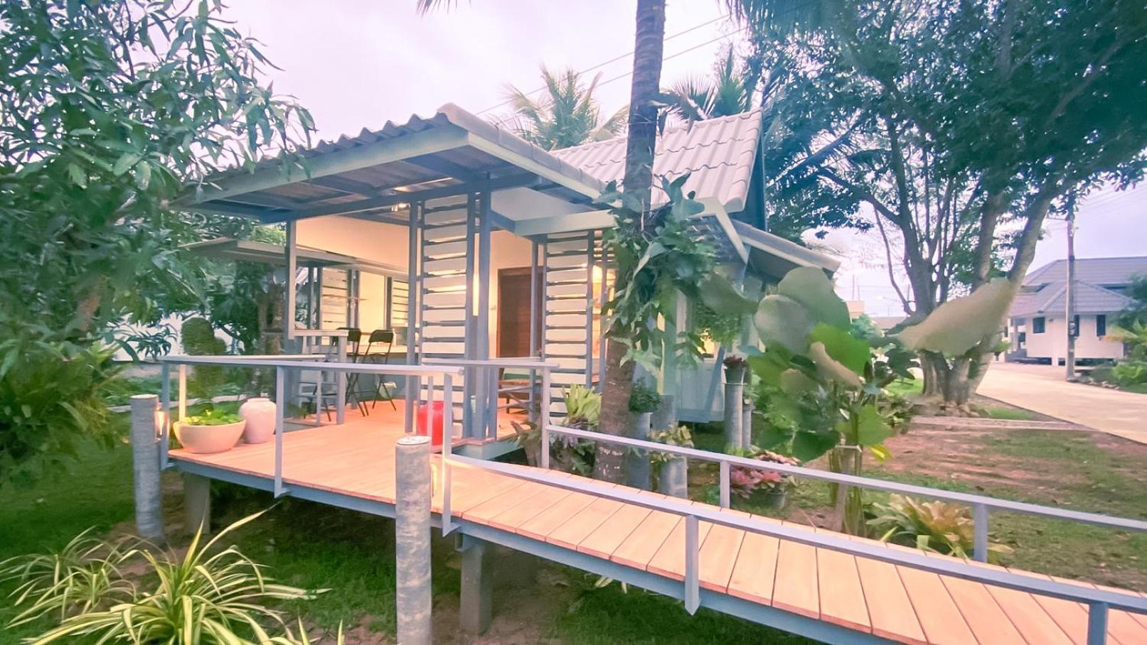 Rimsira Villa Chumphon Exteriör bild