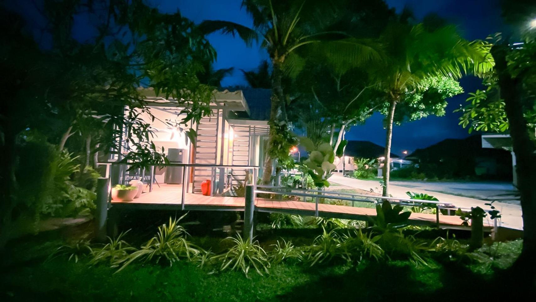 Rimsira Villa Chumphon Exteriör bild